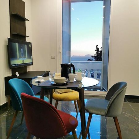 Vomero Guest House نابولي المظهر الخارجي الصورة