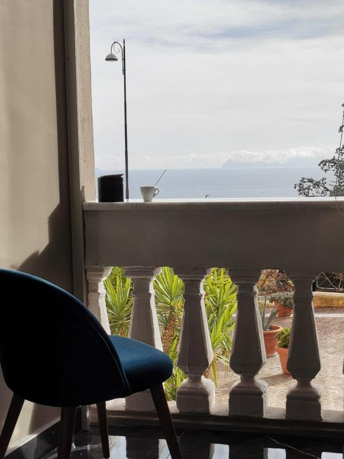 Vomero Guest House نابولي المظهر الخارجي الصورة