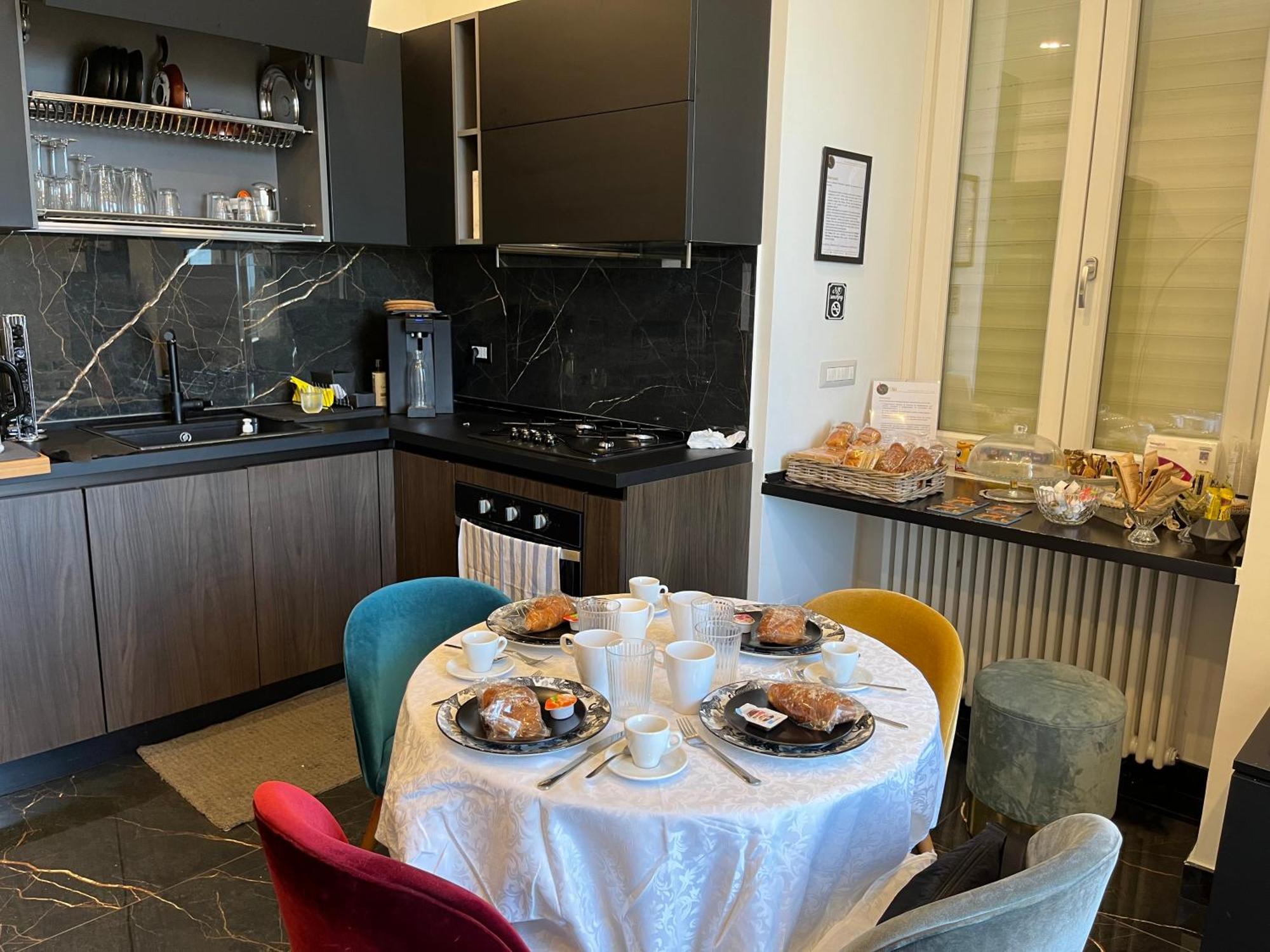 Vomero Guest House نابولي المظهر الخارجي الصورة